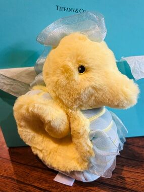 Tiffany & Co RARE Collectible Seahorse Plush Stuffy ✨NEW w/BOX✨ SO Cute✨